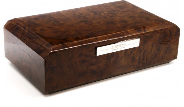 Prometheus Humidor Walnøtt 100 Sigarer Octagon
