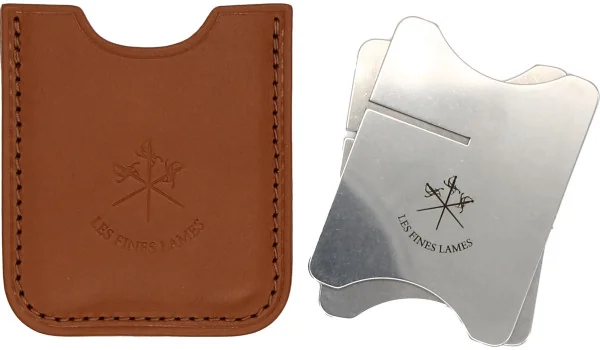 Les Fines Lames поставка за пури с кафяв кожен калъф